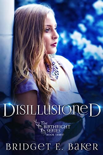 Ungesühnt: Eine epische Romantasy über Verrat, dunkle Wahrheiten und eine unerwartete Heldin (The Birthright Series: Urban Romantasy 2)