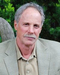 Douglas Starr