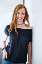 Elle Scott